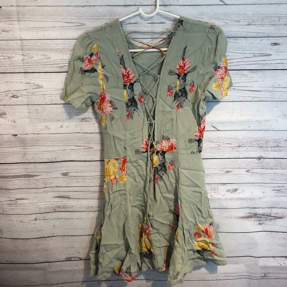 NWOT Privacy Please Henson Floral Mini Dress - Picture 5 of 7